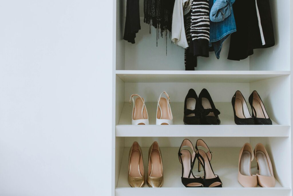 Wardrobe Organization: Effective Strategies for Decluttering and Maximizing Your Closet Space